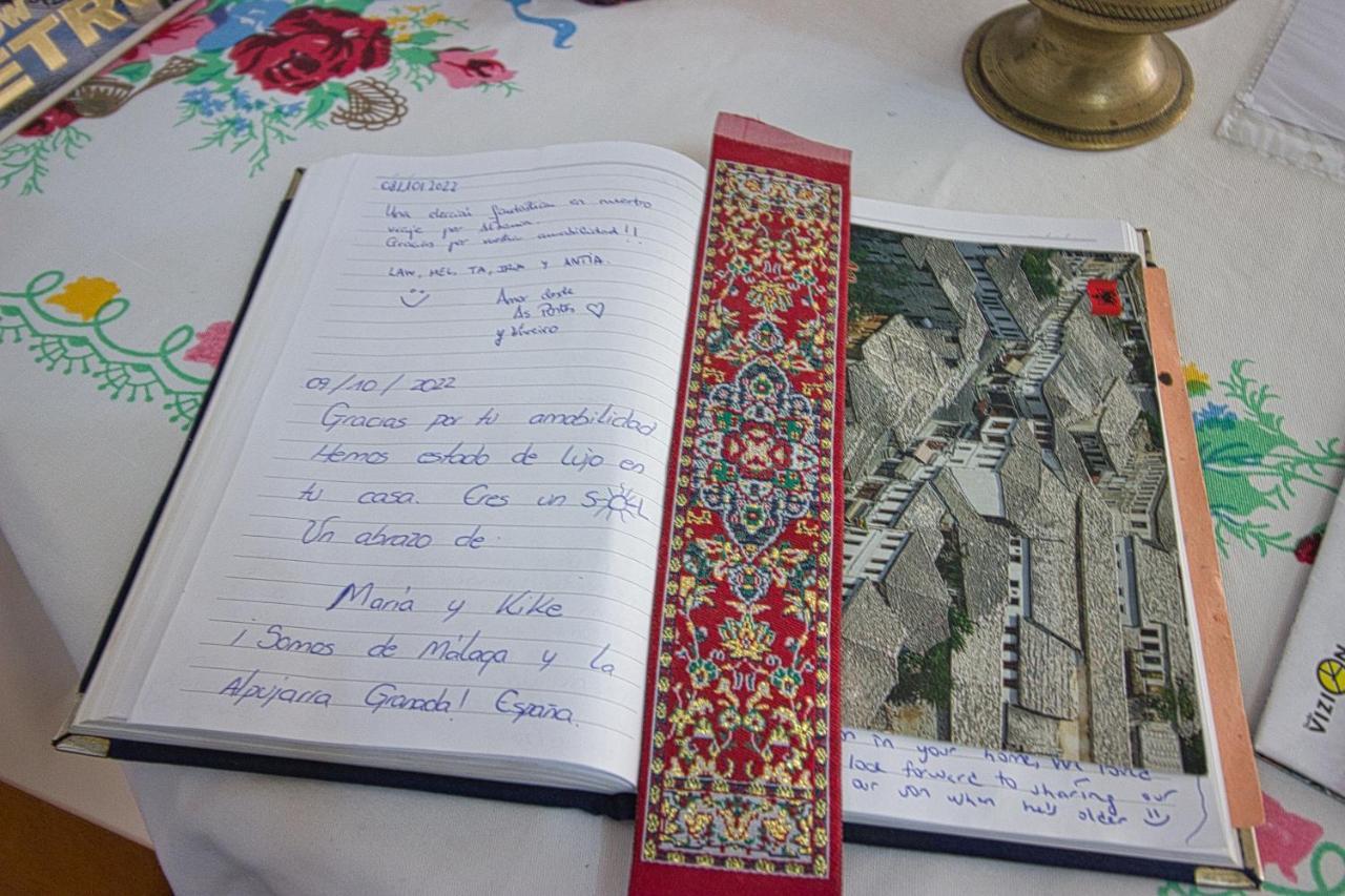 Grandma'S Home Gjirokastër 外观 照片