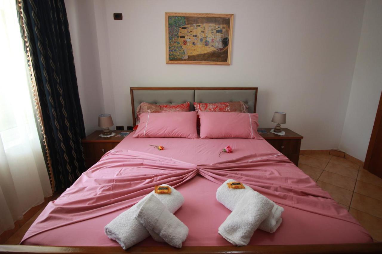 Grandma'S Home Gjirokastër 外观 照片
