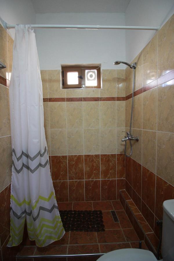 Grandma'S Home Gjirokastër 外观 照片