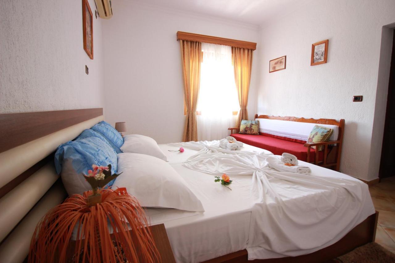 Grandma'S Home Gjirokastër 外观 照片