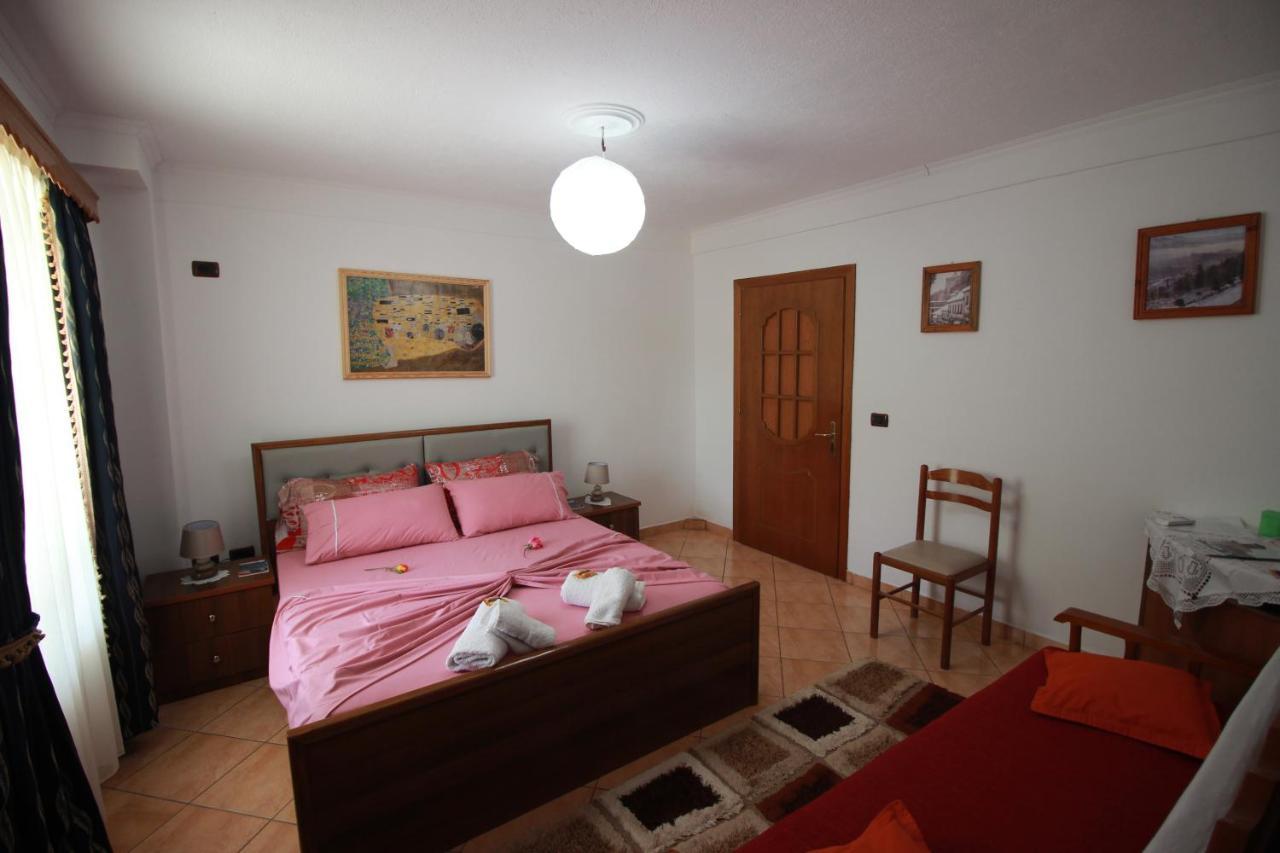 Grandma'S Home Gjirokastër 外观 照片
