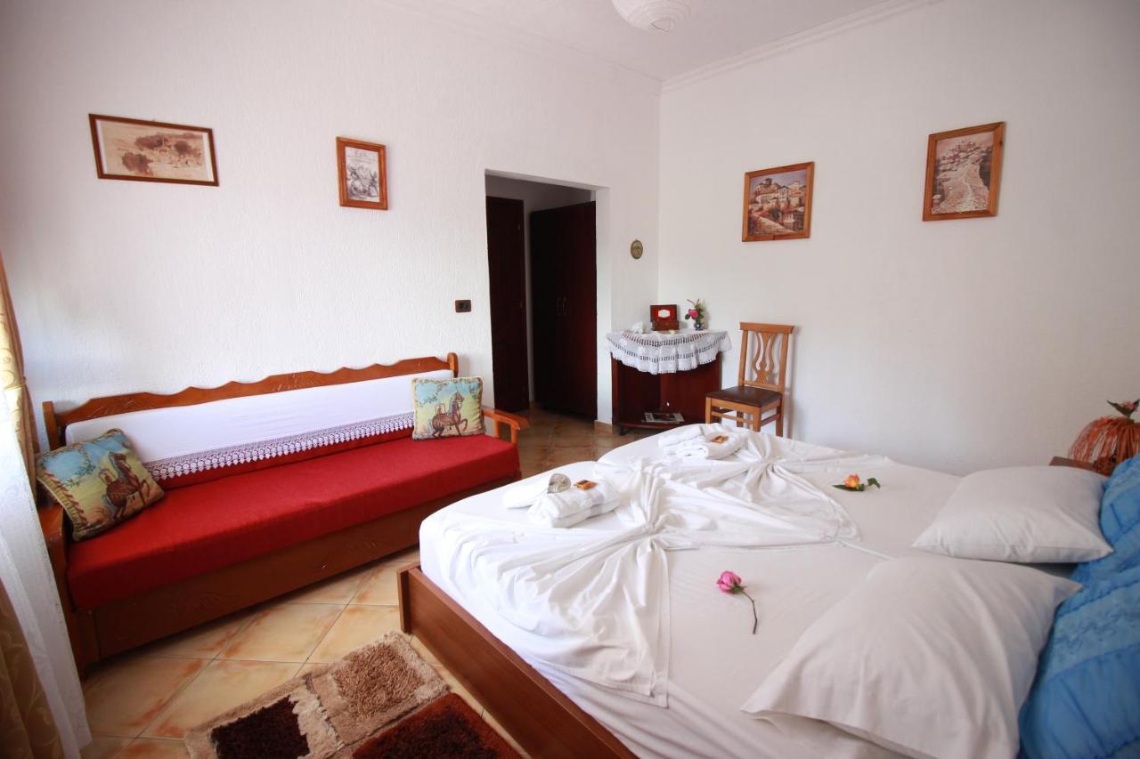 Grandma'S Home Gjirokastër 外观 照片