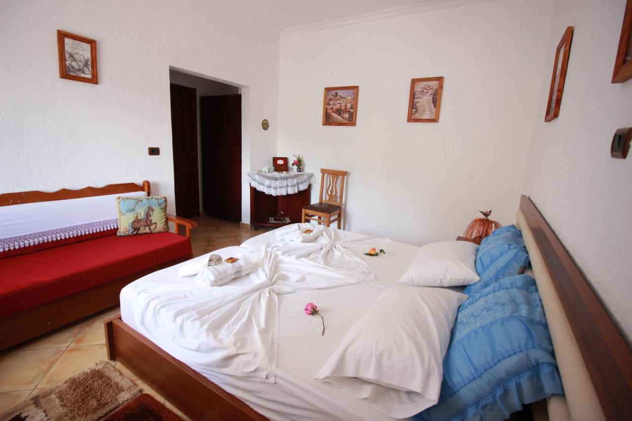 Grandma'S Home Gjirokastër 外观 照片