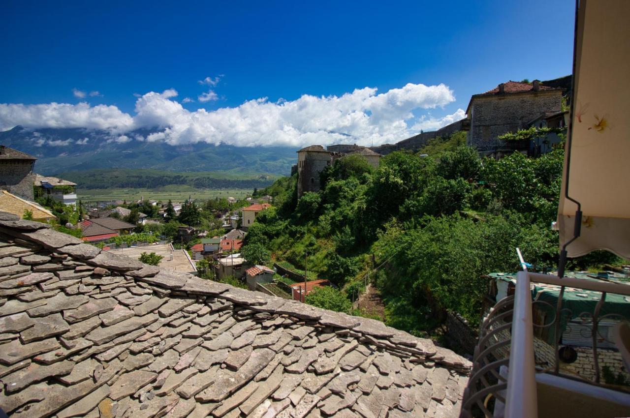 Grandma'S Home Gjirokastër 外观 照片
