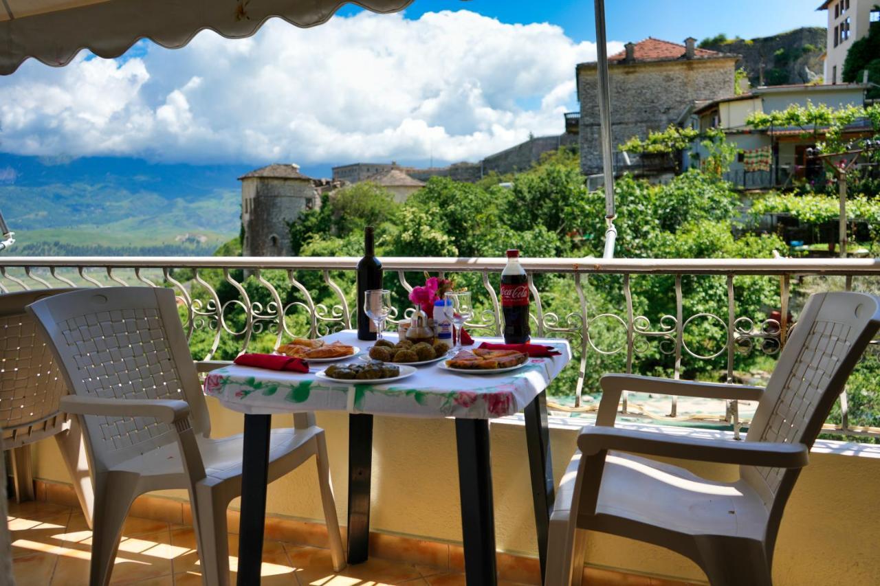 Grandma'S Home Gjirokastër 外观 照片