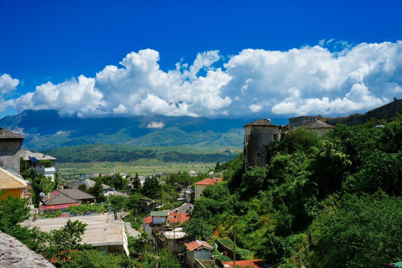 Grandma'S Home Gjirokastër 外观 照片