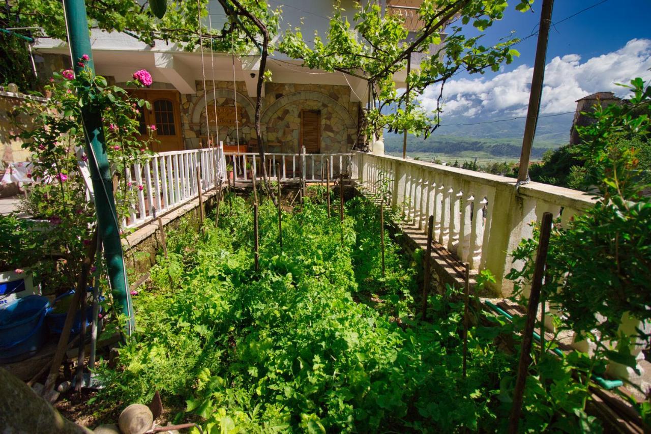 Grandma'S Home Gjirokastër 外观 照片